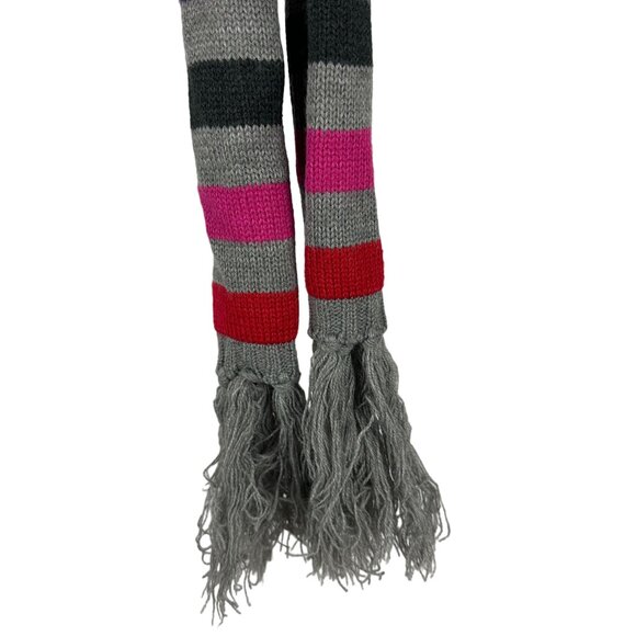 Striped Knit Scarf With Fringes & Multicolor Design - Picture 2 of 5